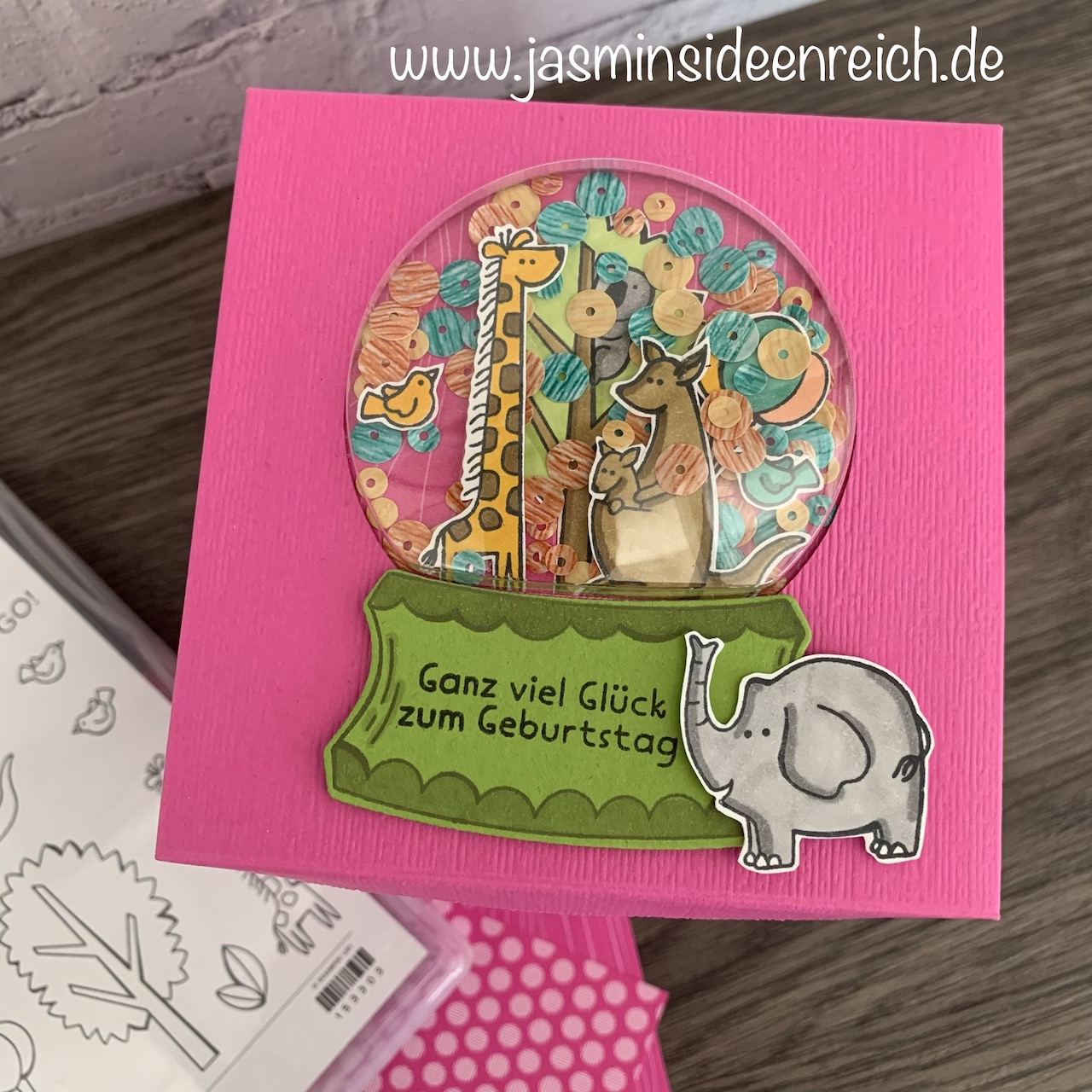 Zoo Globe - Schttelbox 3.jpeg